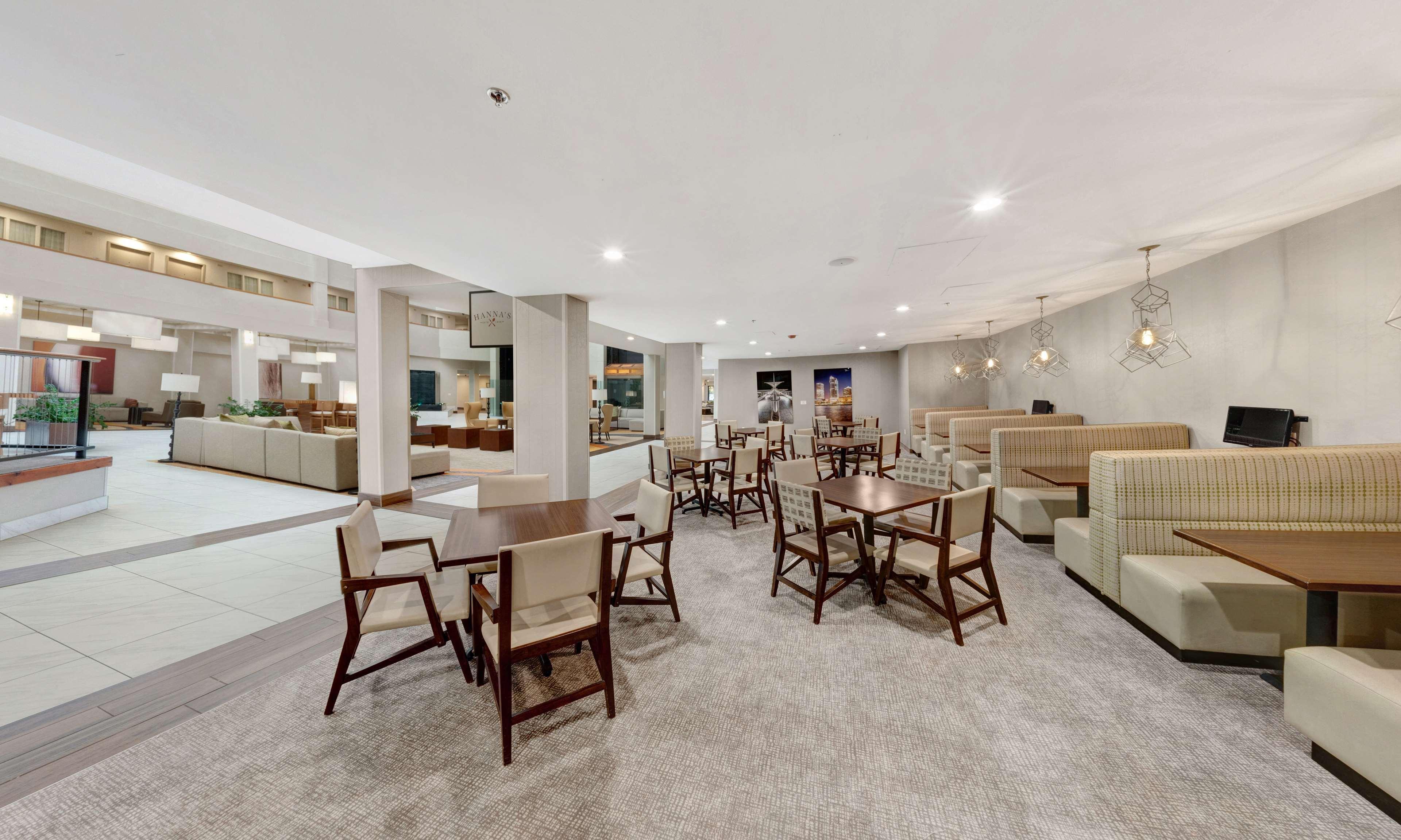 เอมบาสซี สวีท บาย ฮิลตัน มิลโวคี บรูคฟิลด์ Hotel ภายนอก รูปภาพ