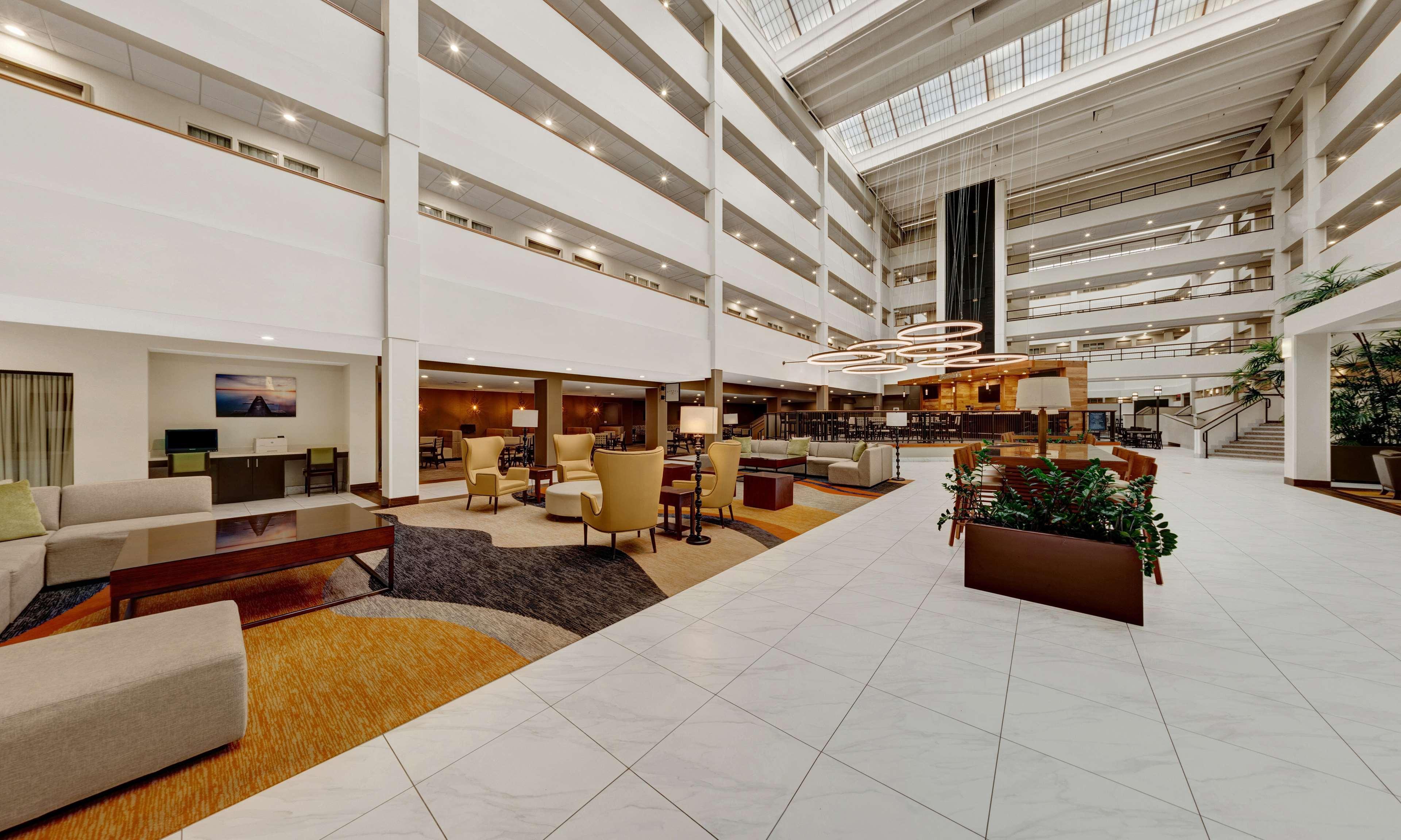 เอมบาสซี สวีท บาย ฮิลตัน มิลโวคี บรูคฟิลด์ Hotel ภายนอก รูปภาพ