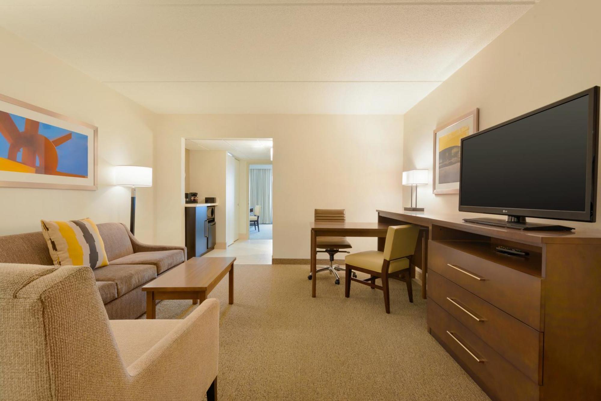 เอมบาสซี สวีท บาย ฮิลตัน มิลโวคี บรูคฟิลด์ Hotel ภายนอก รูปภาพ